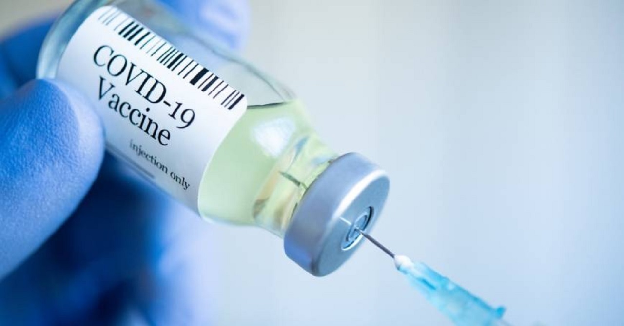 COVID Vaccination पर मोदी सरकार का बड़ा फैसला, 1 मई से 18 साल से अधिक उम्र के हर शख्स को लगेगी कोरोना वैक्सीन